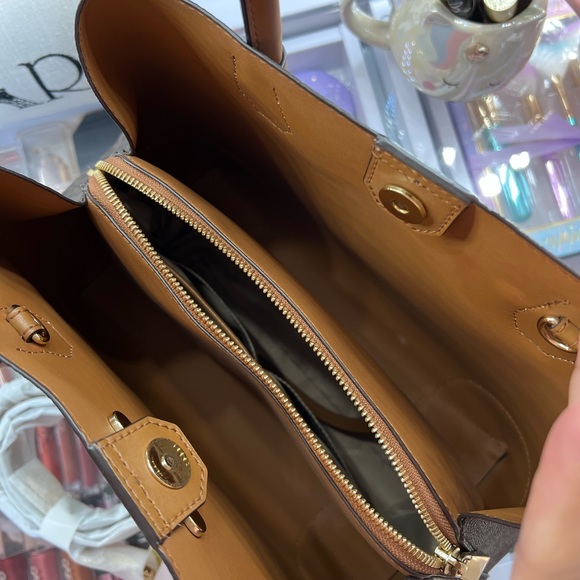 Mercer Gallery Medium Logo Tote Bag - Picture 2 of 7